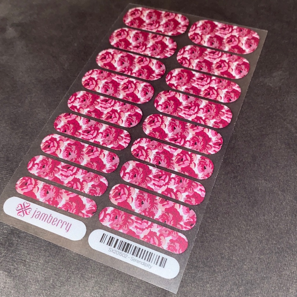 Jamberry Nail Wraps — SERENDIPITY Full Sheet $5